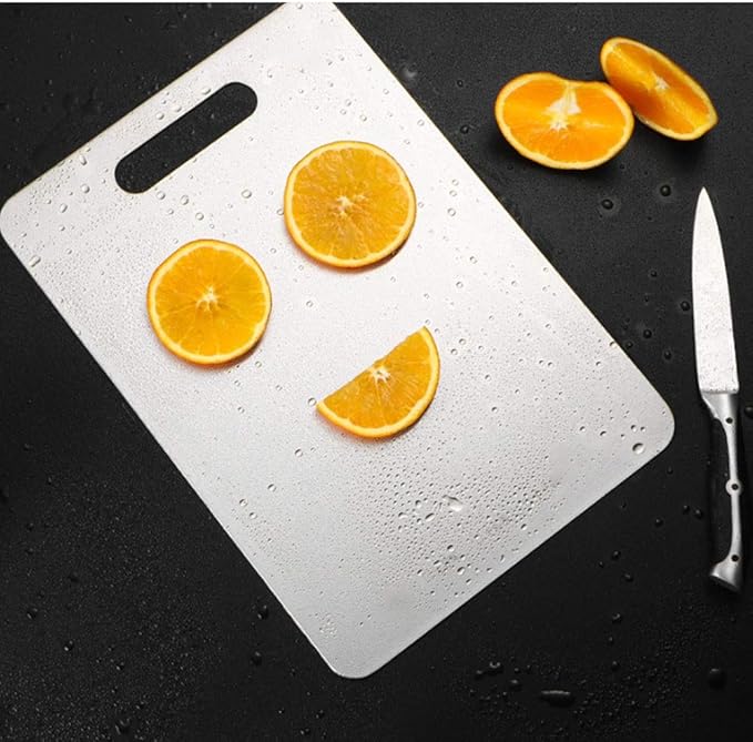 𝘼𝙧𝙖𝙗𝙞𝙖𝙣 𝙑𝙖𝙪𝙡𝙩™ Titanium Cutting Board - لوح تقطيع التيتانيوم
