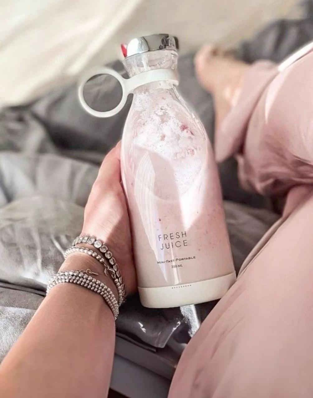 𝘼𝙧𝙖𝙗𝙞𝙖𝙣 𝙑𝙖𝙪𝙡𝙩™Portable mini juicer blender |خلاط عصير محمول صغير